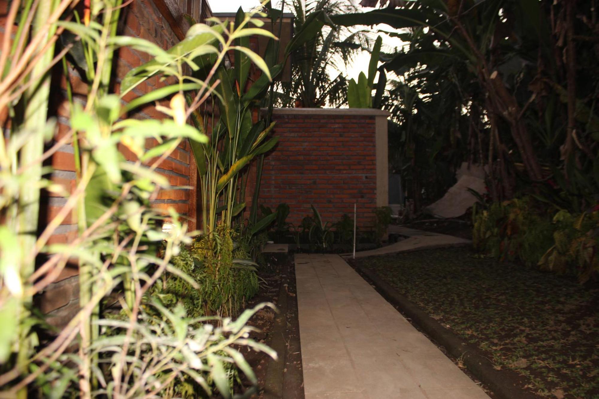 Ubud Arindra Private Pool Villa Exterior photo